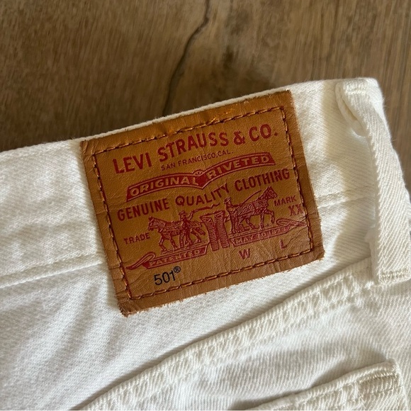 Levi's Premium 501 Big E Tab Cropped Distressed Jeans - High Rise Straight Leg - Picture 9 of 15